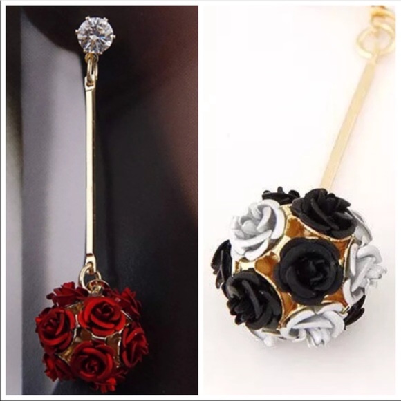 ‼️PRICE FIRM LAST CALL Long Flower Ball Earrings - Picture 4 of 5